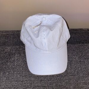 NWT Old Navy seersucker blue and white stripe women’s baseball cap